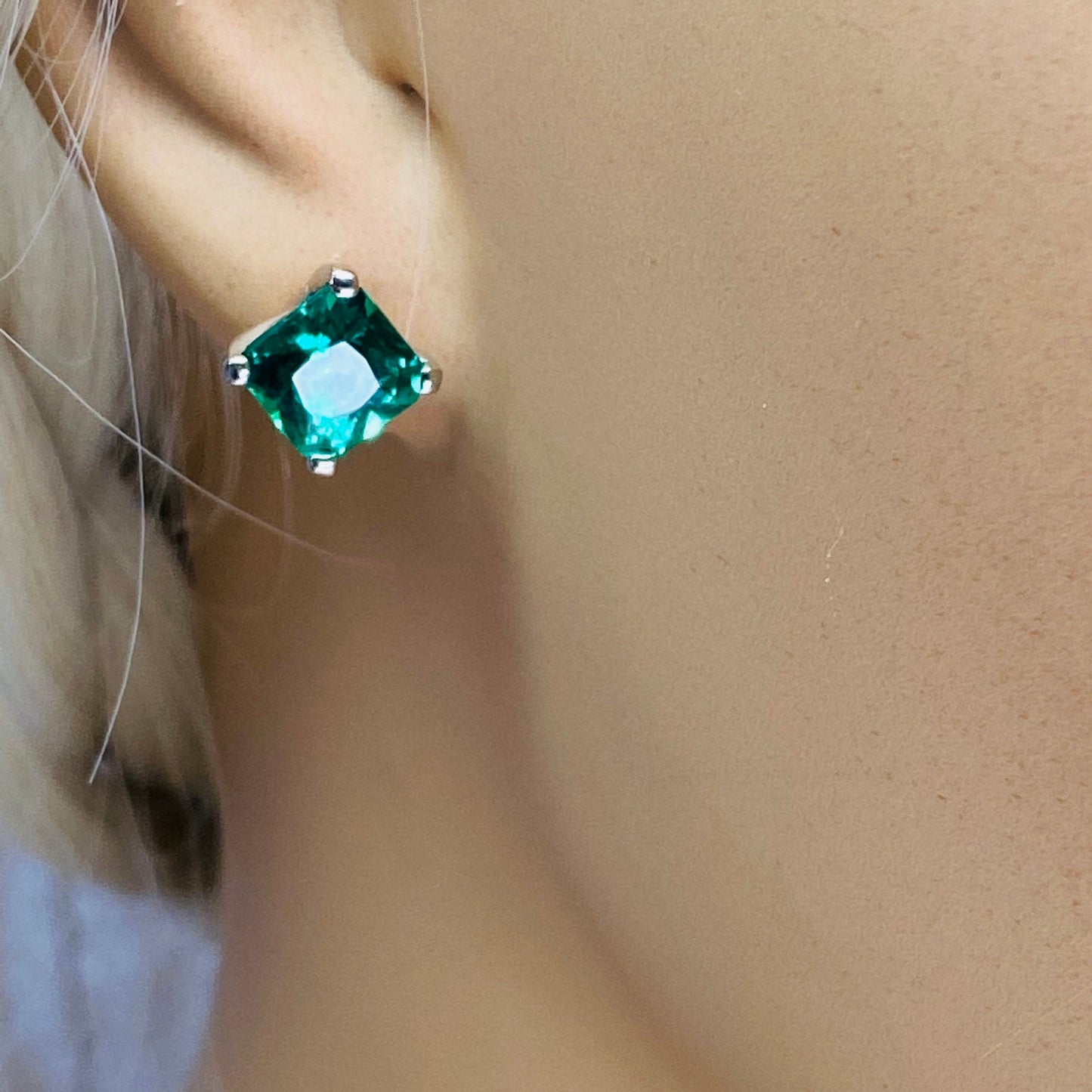 Radiant Cut Stud Earring 14k White Gold, Green Emerald Stud Earrings, Square Earrings White Gold, Unisex Earring Emerald Radiant Cut, #7066