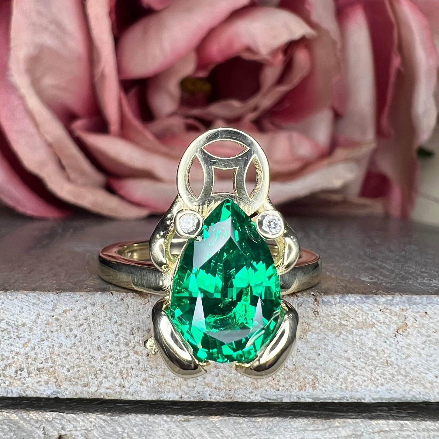 Frog ring 14k yellow gold, lucky frog ring forggy ring frog jewelry pear cut emerald good luck frog ring cute frog ring gold frog ring #7789