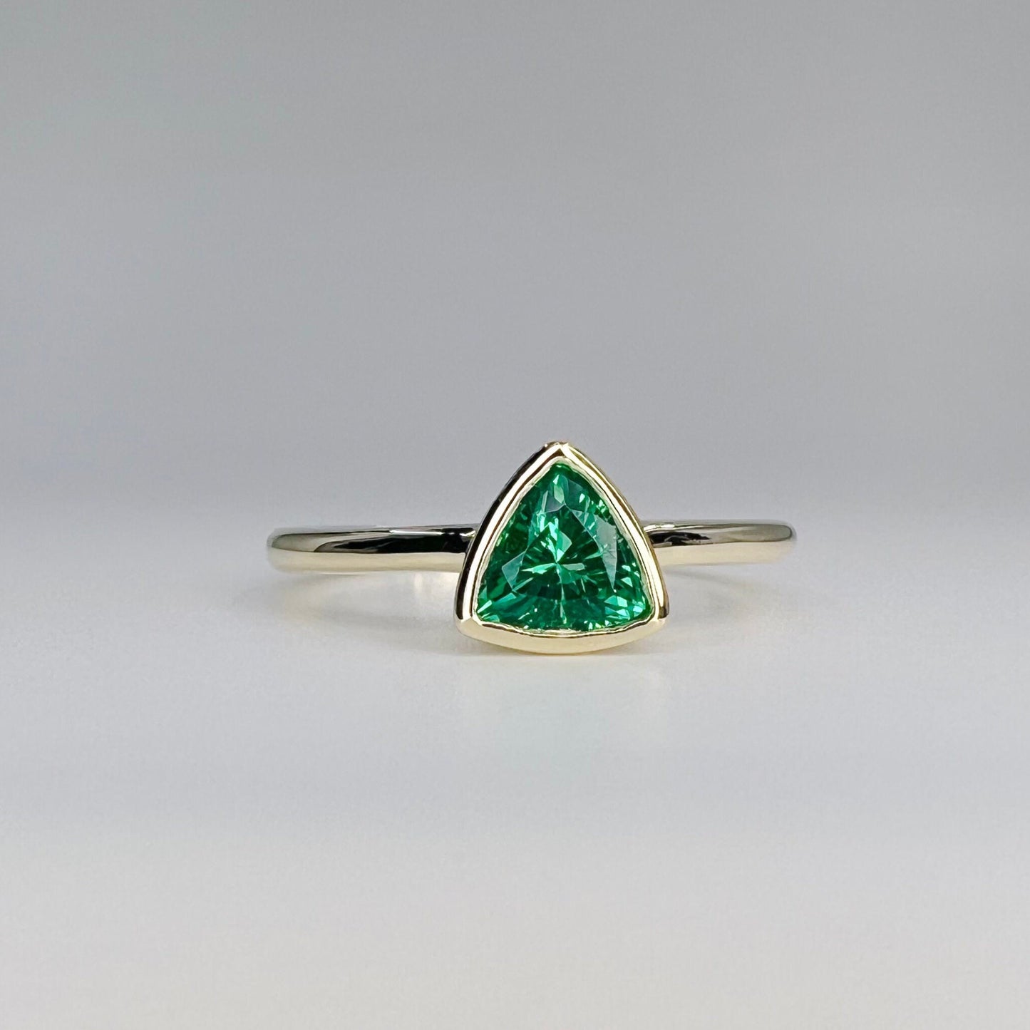 Triangle emerald bezel set 14k solid gold minimalist ring, stacking triangle ring midi triangle emerald ring simple thin delicate ring #5827