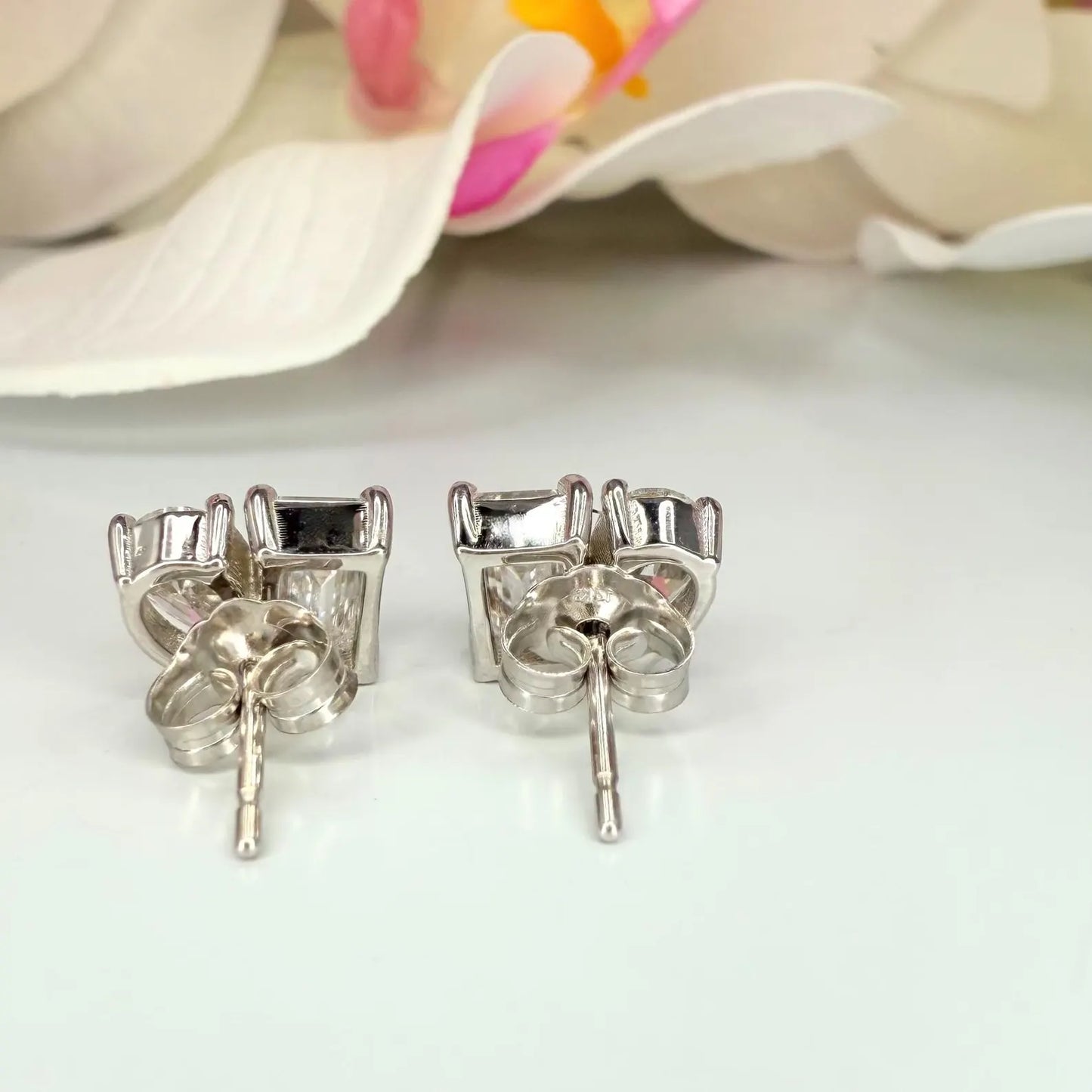 14k Gold Diamond Earrings – Toi Et Moi Pear & Emerald Shape Studs 2 CTW