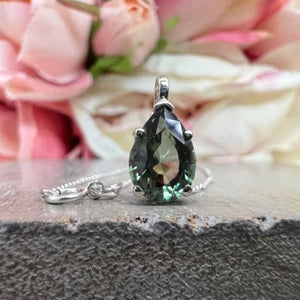 2.00 CTW Pear Shape Natural Swiss Blue Topaz Pendant Necklace , December Birthstone Pear Pendant 14K Solid Gold , Layering Necklace , #8808
