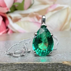 Pear Shape Emerald Pendant 10K Yellow Gold Necklace, Pear Shape Green Emerald Necklace For Ladies, Layering May Birthstone Jewelery, #8848