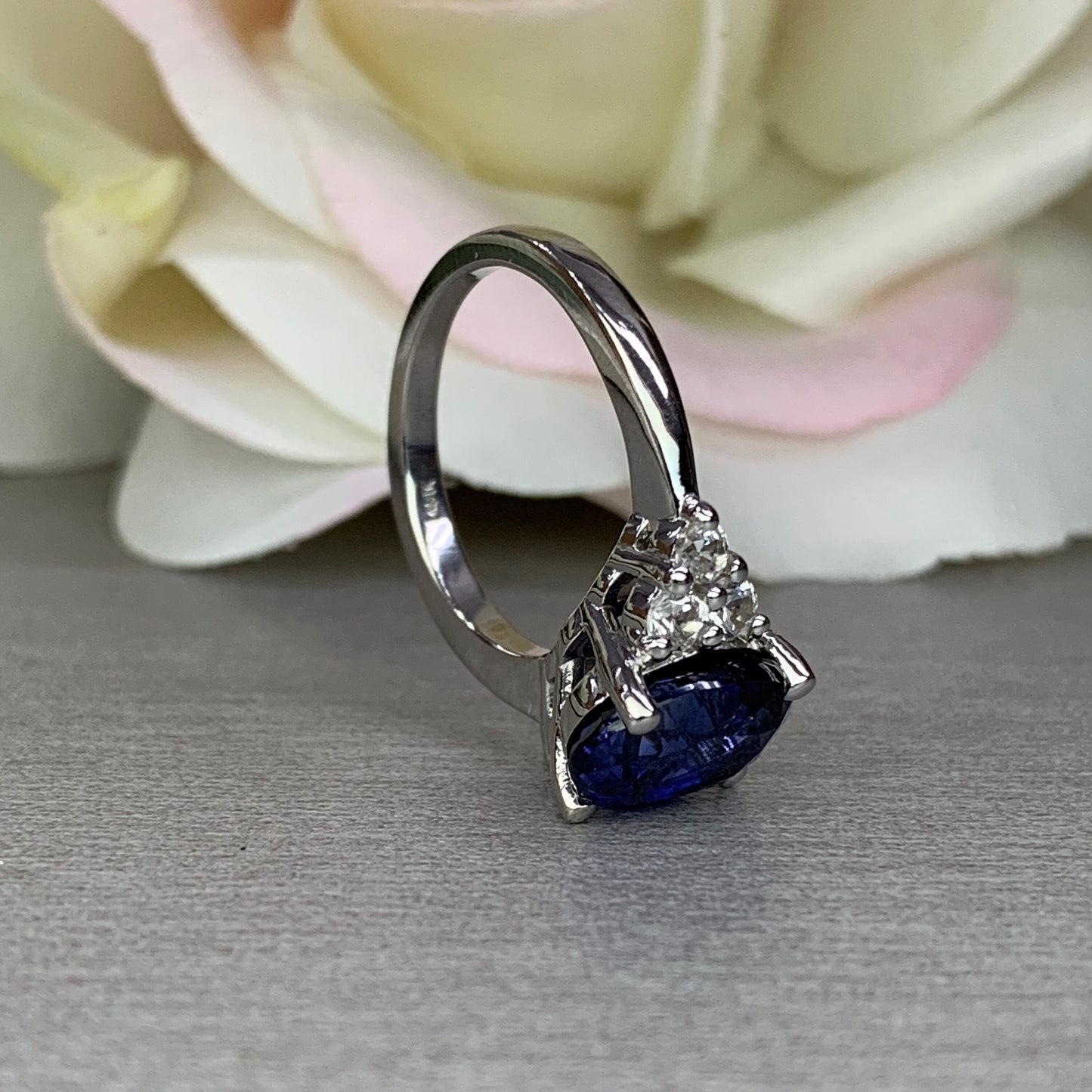 Blue Sapphire And Moissanite Engagement Ring, Oval Blue Sapphire And Round Moissanite Cluster Wedding Ring, 14k Gold Blue Sapphire Ring