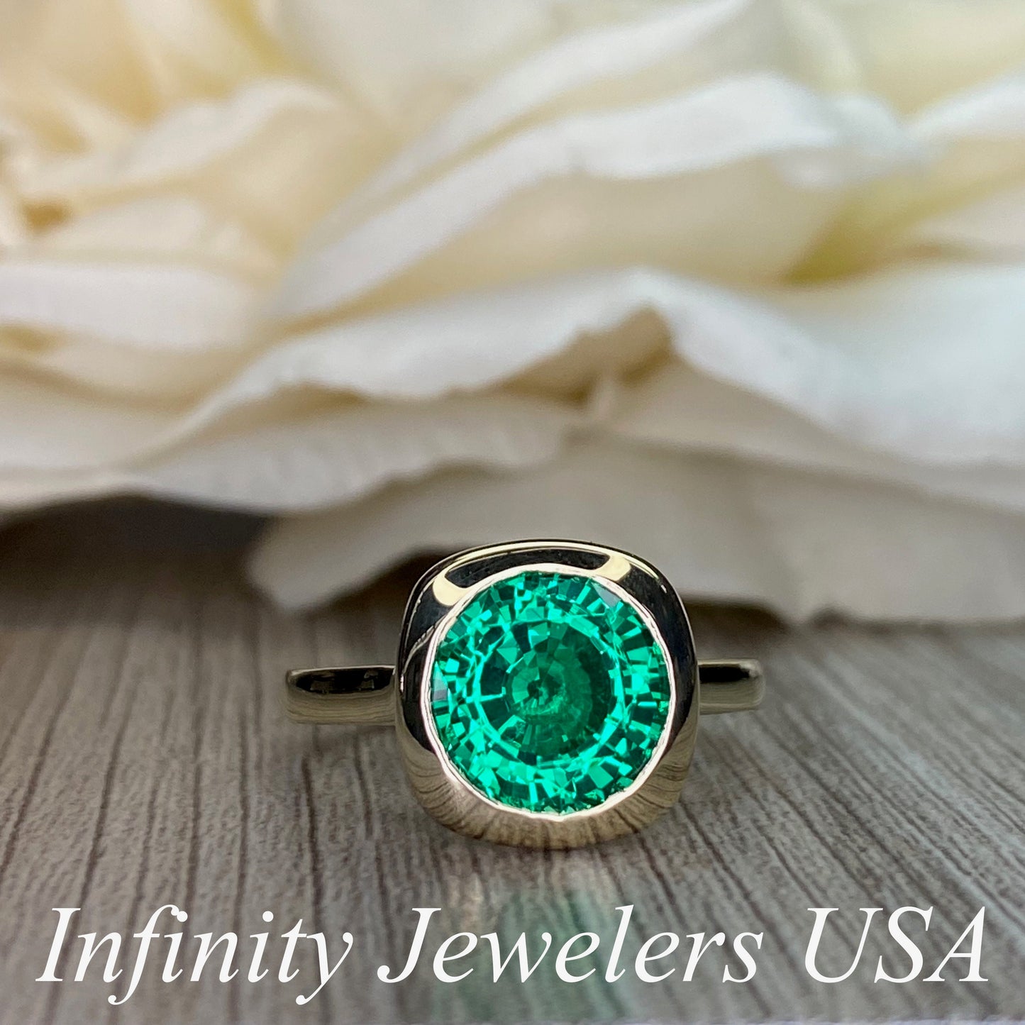 Emerald Ring, Emerald Engagement Ring, Solitaire Engagament Ring, 14k Yellow Gold, May Birthstone Ring, Green Emerald Engagement Ring, #5950