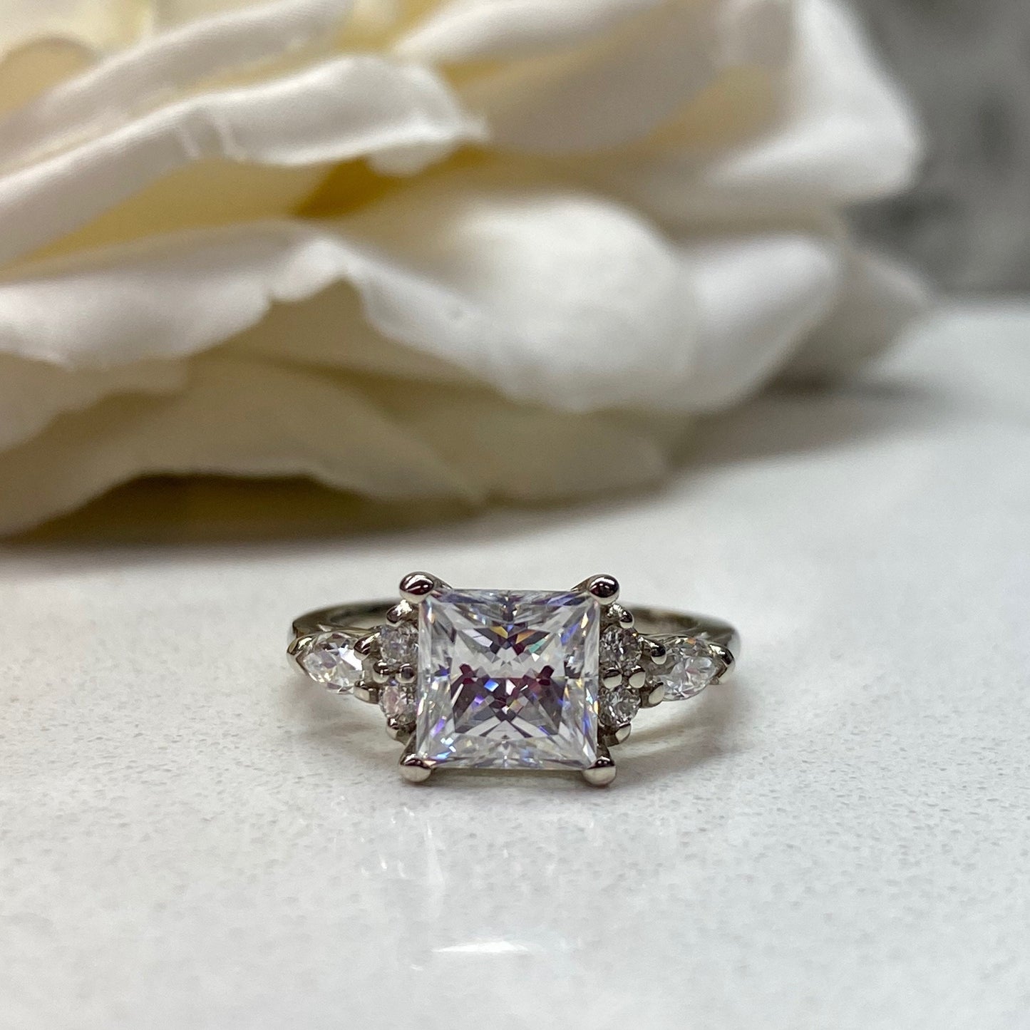 Princess Cut Moissanite Engagement Ring, 14k Gold Princess Cut And Marquise Moissanite Wedding Ring, Round Cluster Moissanite Ring     #7147