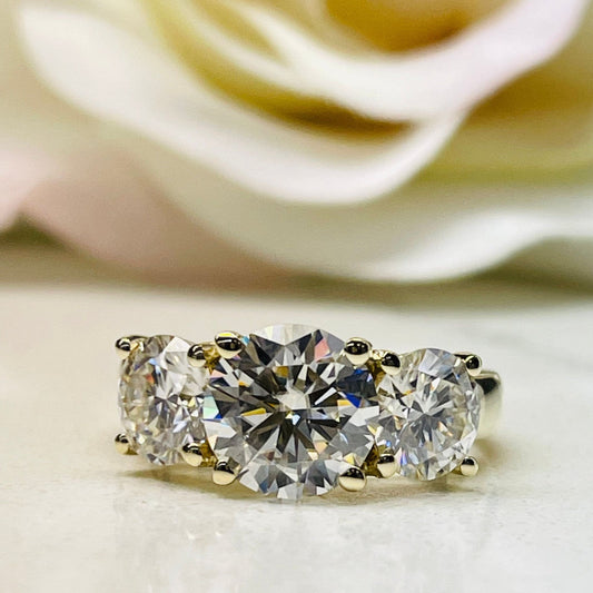 Round Moissanite Engagement Rings For Women 14k Solid Yellow Gold, Moissanite Bridal Rings, Three Stone Moissanite Engagement Ring #7189
