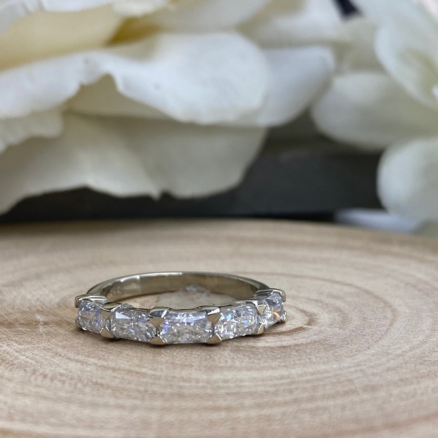 Radiant Cut Moissanite Wedding Band, Five Stone Radiant Cut Moissanite Anniversary Ring For Her, 14k White Gold Moissanite Ladies Band #7218