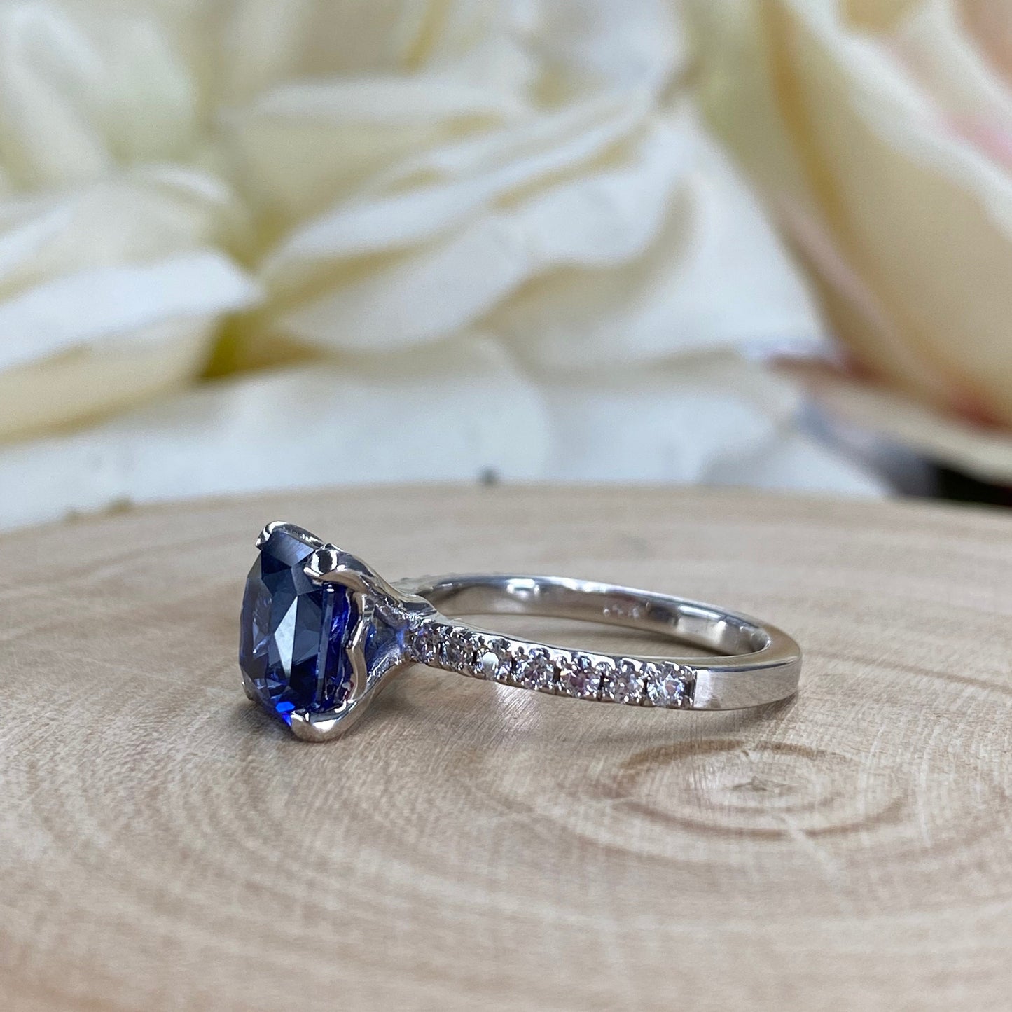 Blue sapphire and diamond ring 14k solid gold, Blue sapphire engagement ring with natural diamond accents, sapphire solitaire wedding