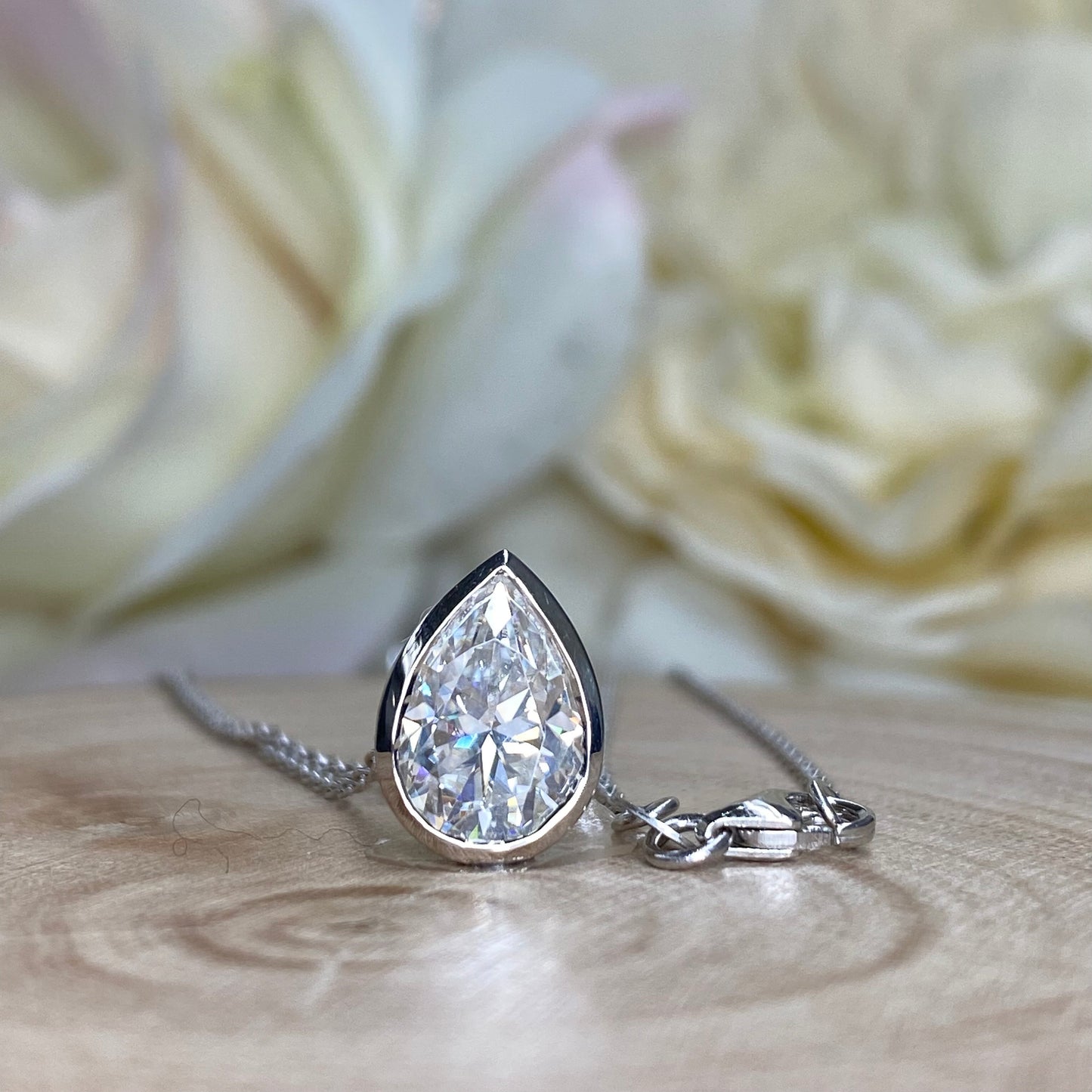 Moissanite Pear Shape Bezel Pendant Necklace 14k White Gold, Bridal Necklace for Her, Simple Pendant Chain, TearDrop Pendant Necklace, #7271