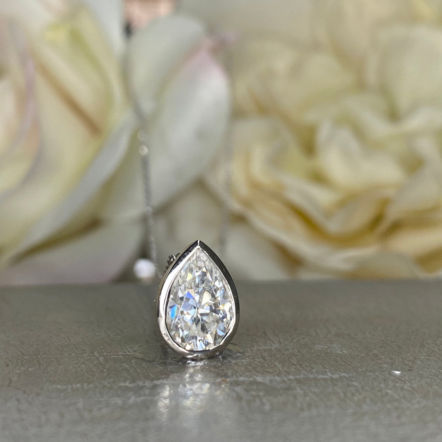 Moissanite Pear Shape Bezel Pendant Necklace 14k White Gold, Bridal Necklace for Her, Simple Pendant Chain, TearDrop Pendant Necklace, #7271
