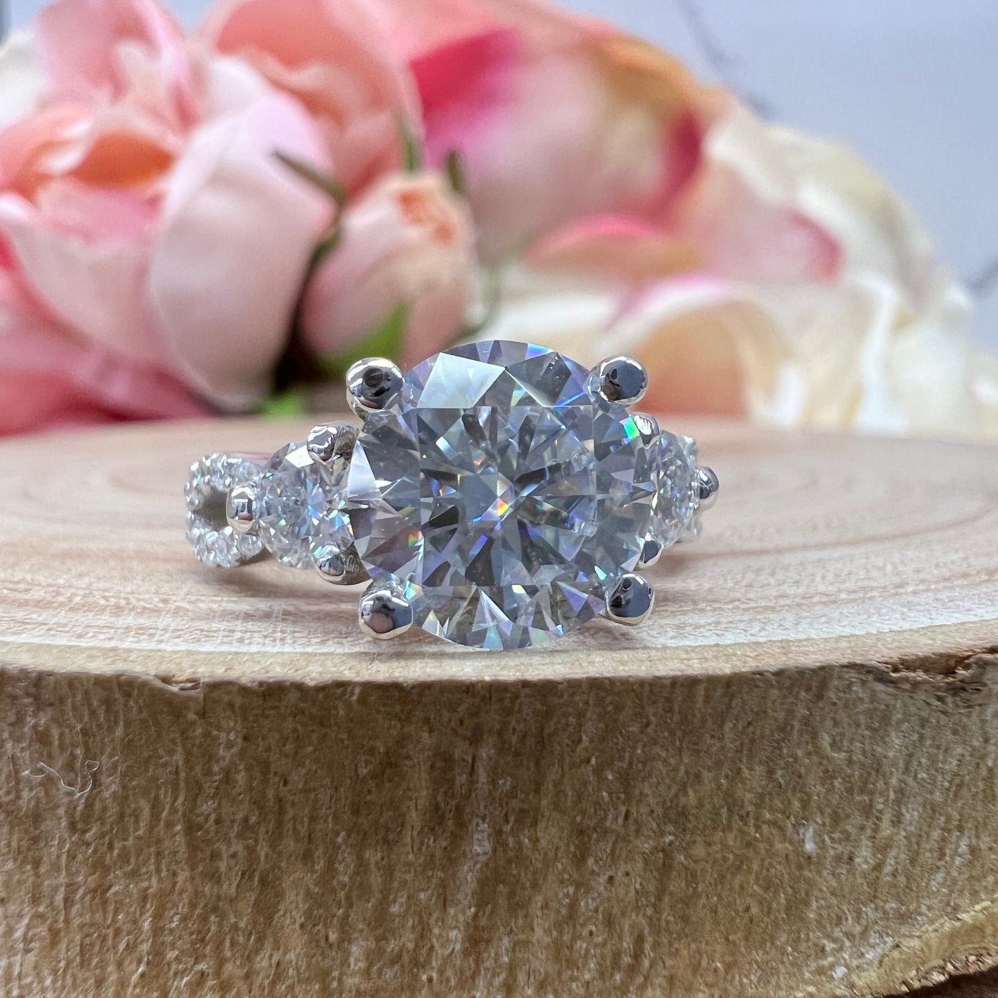 Round Shaped Moissanite Engagement Ring White Gold Three Stone Ring Women Unique Vintage Moissanite Wedding Anniversary Promise Ring #7388