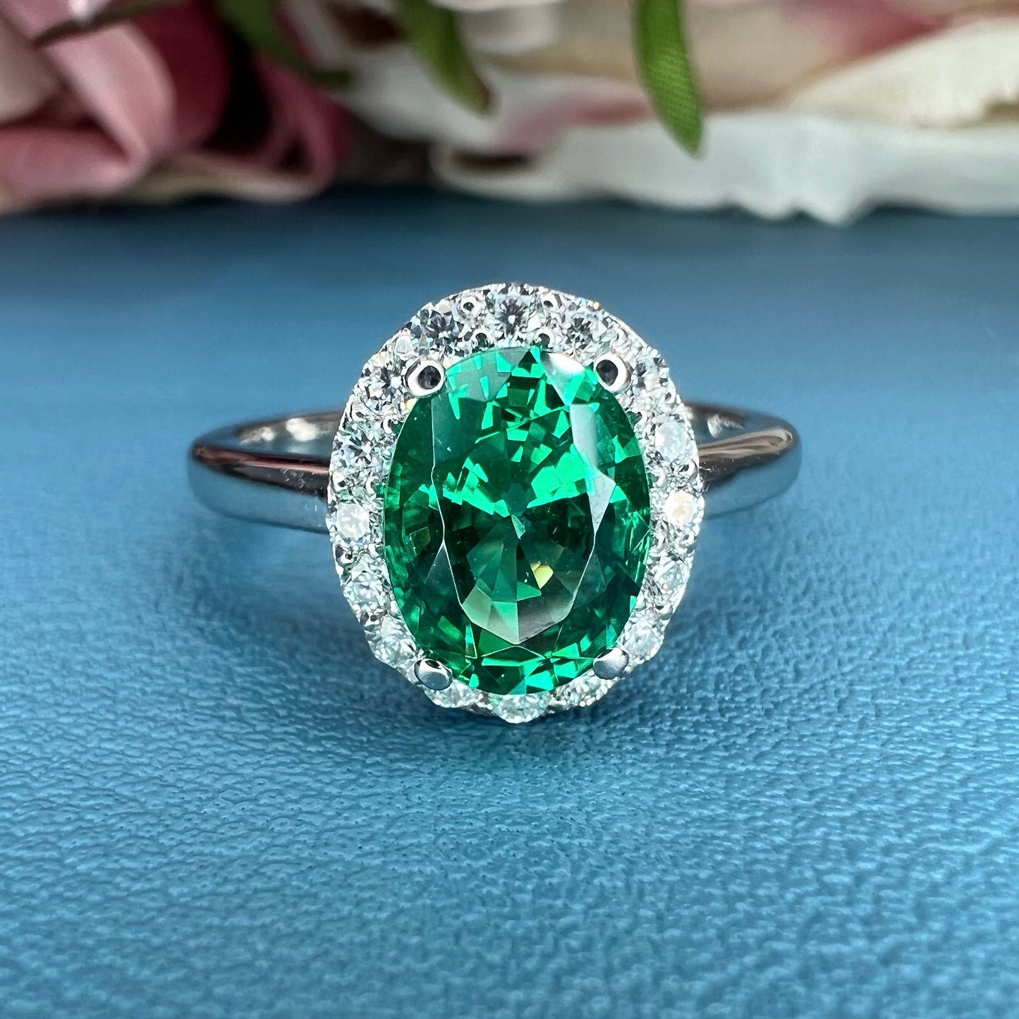 Green emerald ring 14k white/yellow gold, Oval cut green emerald engagement ring, Vintage green emerald and moissanite diamond rings,  #7594