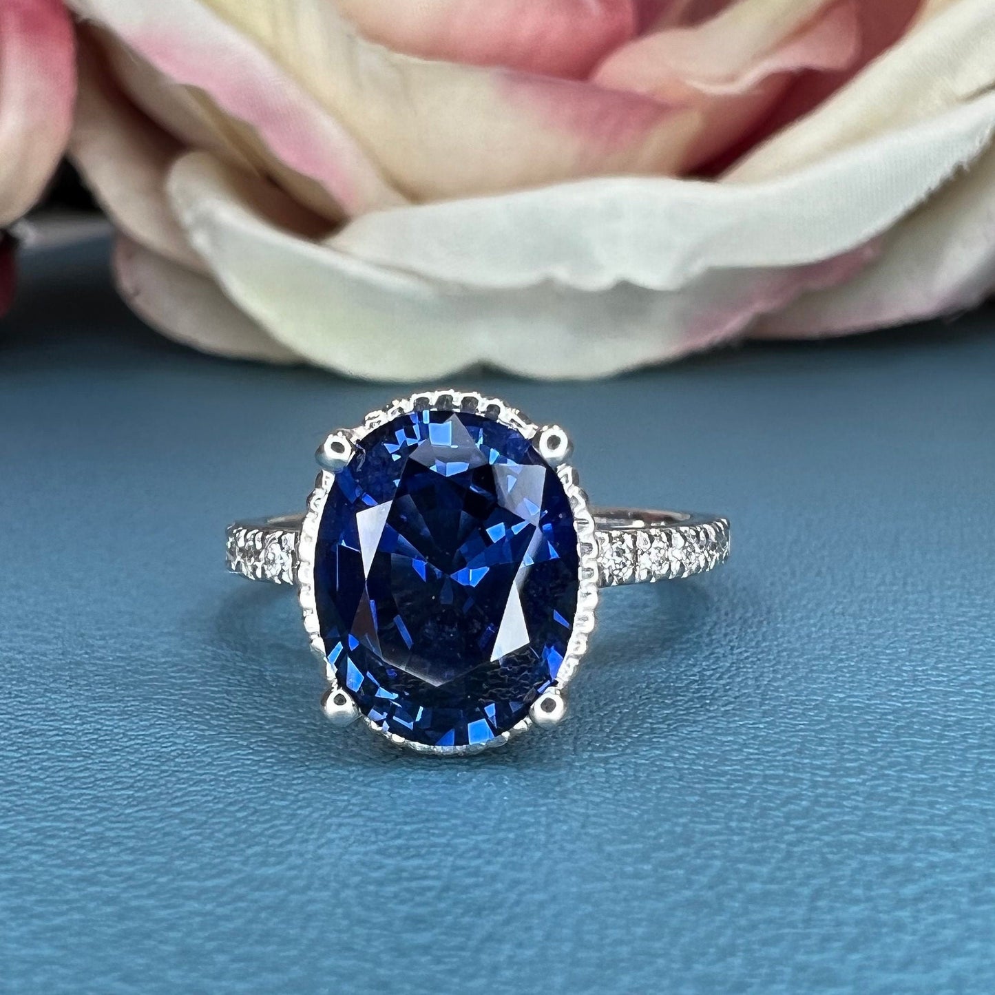 Blue sapphire solitaire engagement ring white gold, Oval shaped sapphire wedding ring, September birthstone jewelry Blue sapphire ring