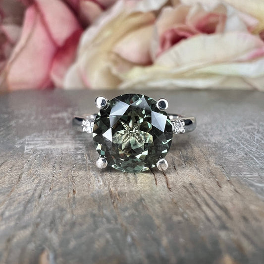 Green Sapphire Round Shaped Engagement Ring 14k Gold Ring , Round Shape Green Sapphire Solitaire Engagement Rings , Green Sapphire Ring 7256