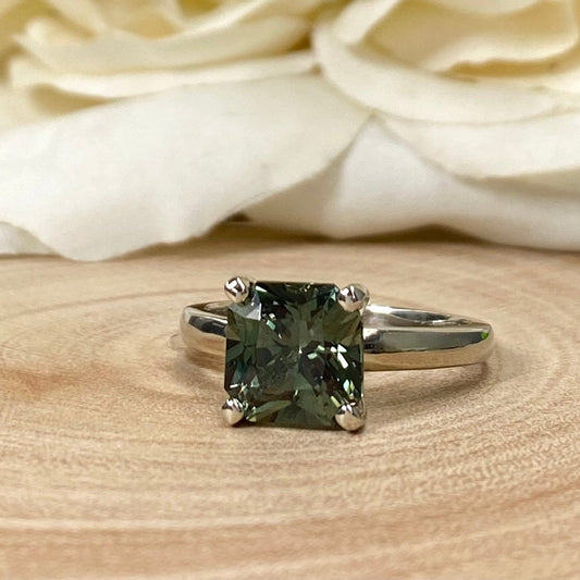Green Sapphire Engagement Ring Radiant Cut, 14k Gold Sapphire Radiant Cut Wedding Ring, September Birthstone Unique Green Sapphire Ring 7161