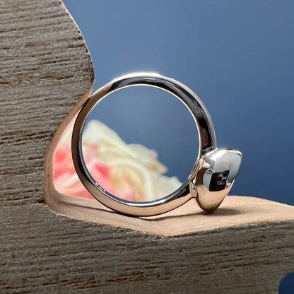 Oval cut blue sapphire bezel set ring 14K white gold, east west oval sapphire stacking ring Unique bezel set blue sapphire ladies ring #7790
