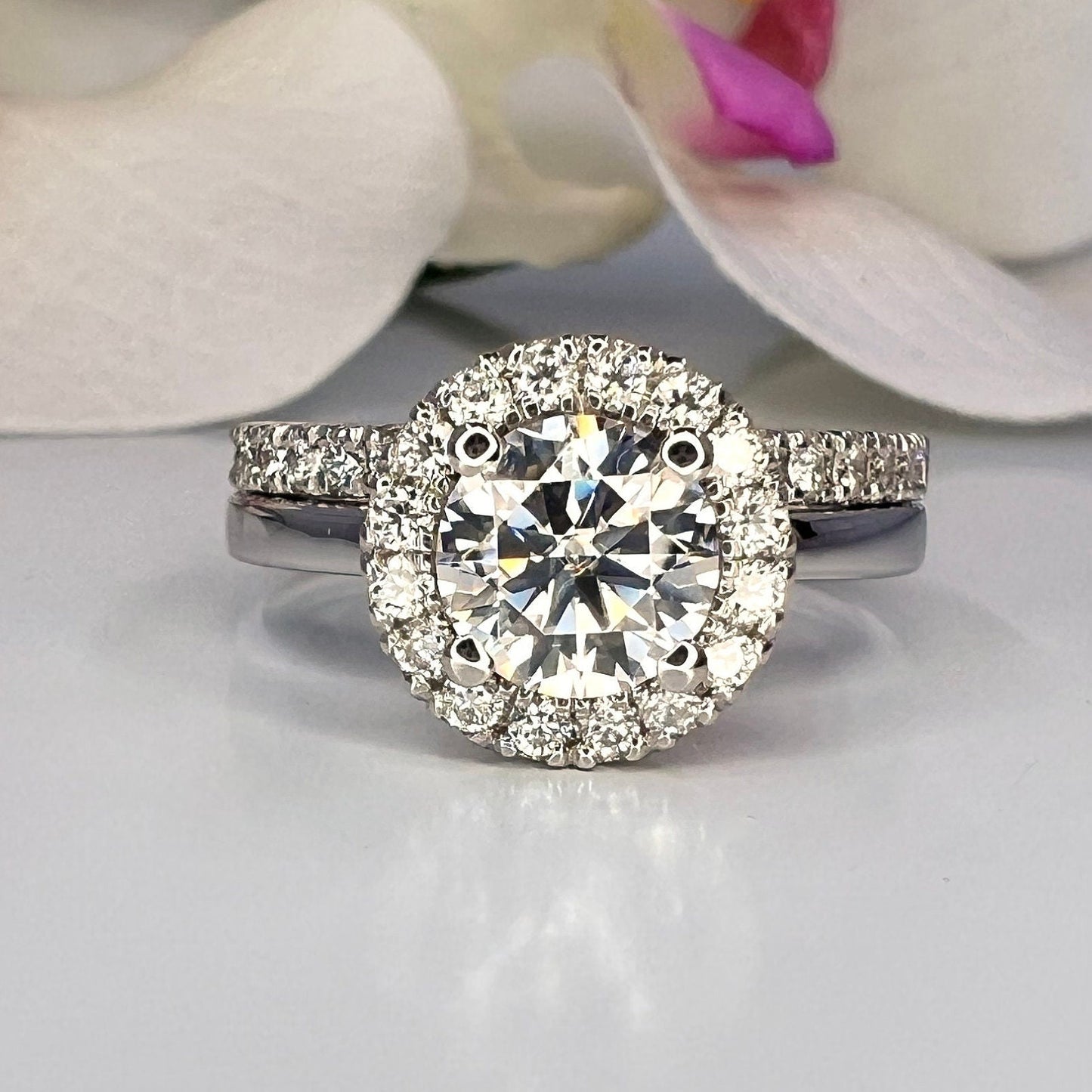 1.30 CTW Round moissanite halo  engagement ring 14k solid gold, round shaped moissanite diamond wedding  ring Anniversary promise ring