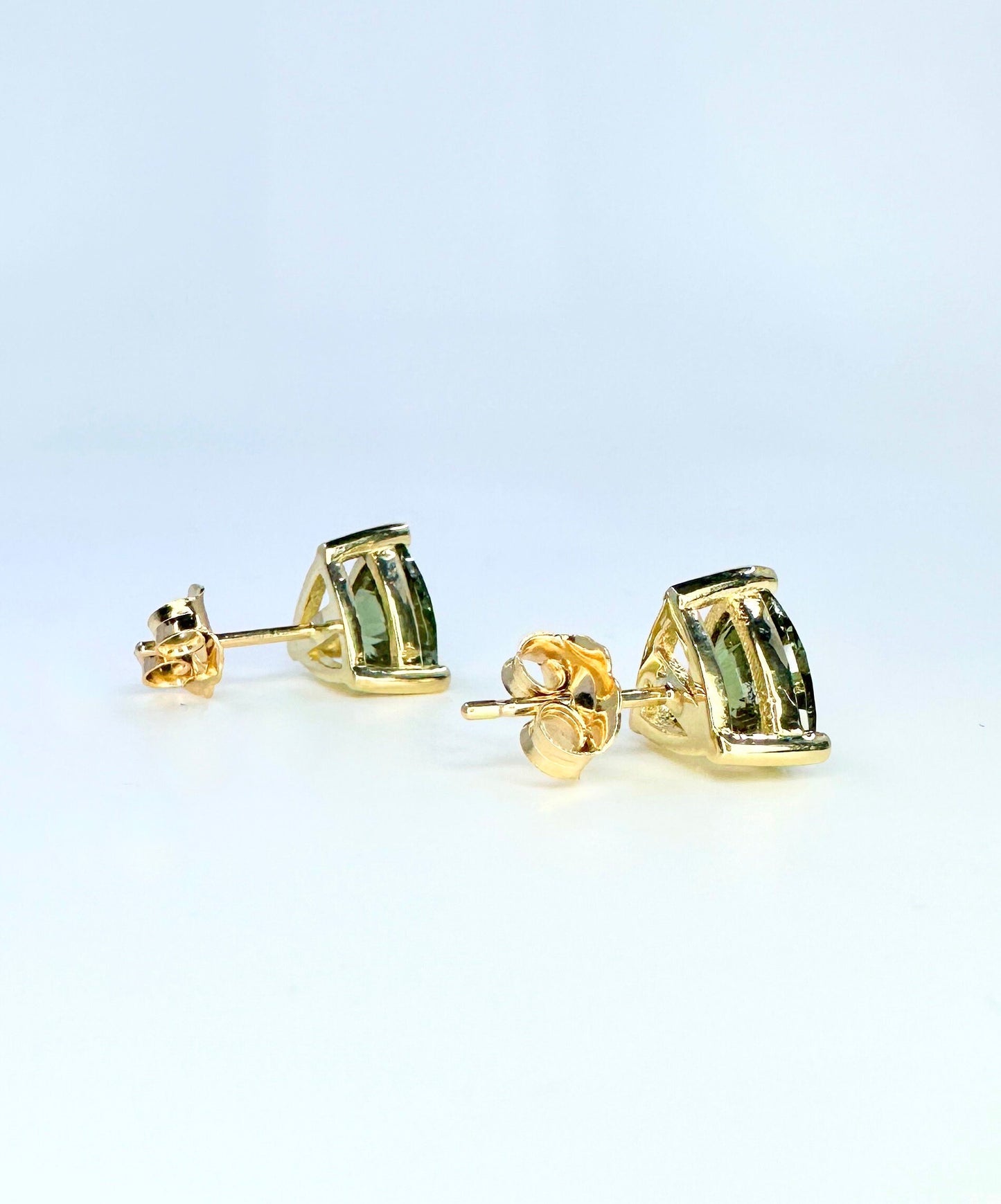 Trillion Shape Olive green sapphire 14K Gold  Stud Earrings, Triangle Shape Stud Earrings Unisex Holiday Earrings Simple Stud Earrings #7240