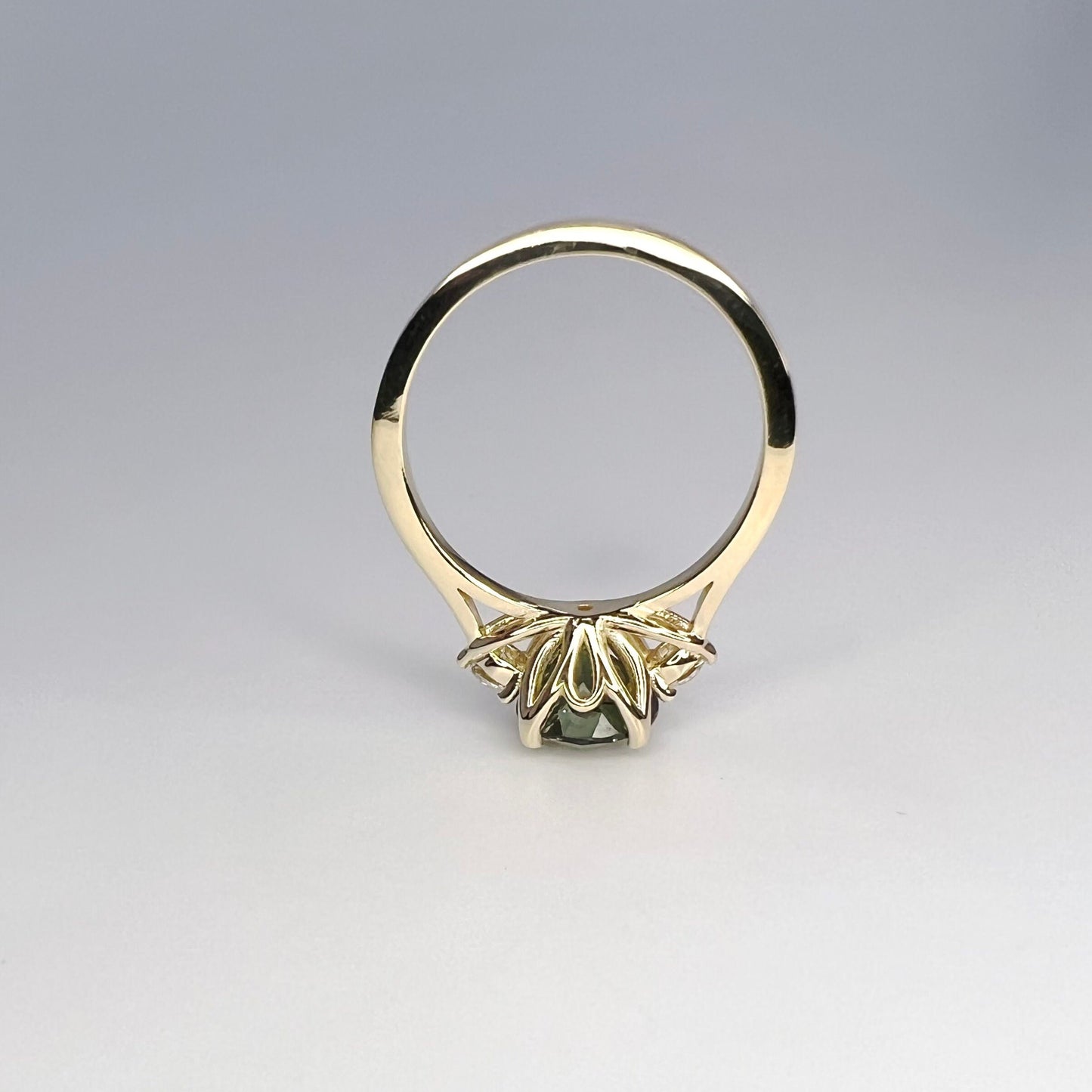 Green Sapphire Engagement Ring 14k Solid Gold Ring,  Unique Round Sapphire And Moissanite Three Stone Ring,  Vintage Wedding Ring For Women