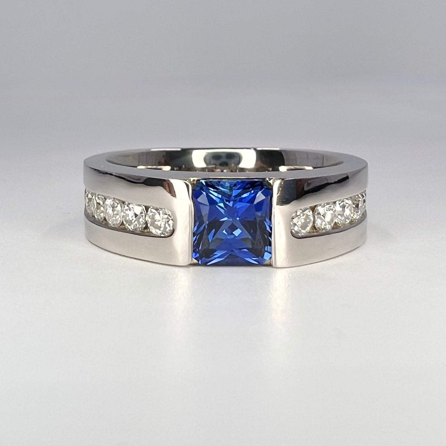 Mens Blue Sapphire Diamond Wedding Band 14K White Gold, Mens diamond band, Mens Pinky Ring, Mans Gold wedding band, Blue Sapphire Ring #8113